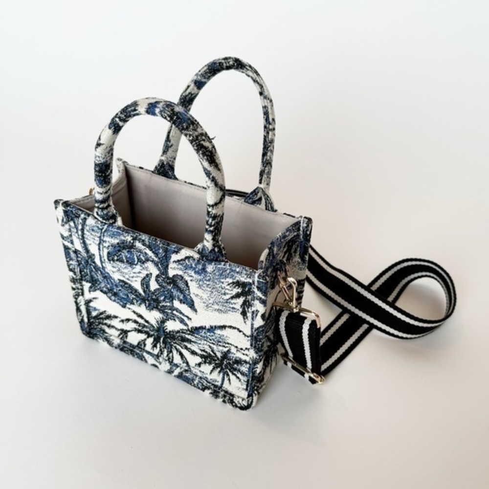 Floral crossbody bag